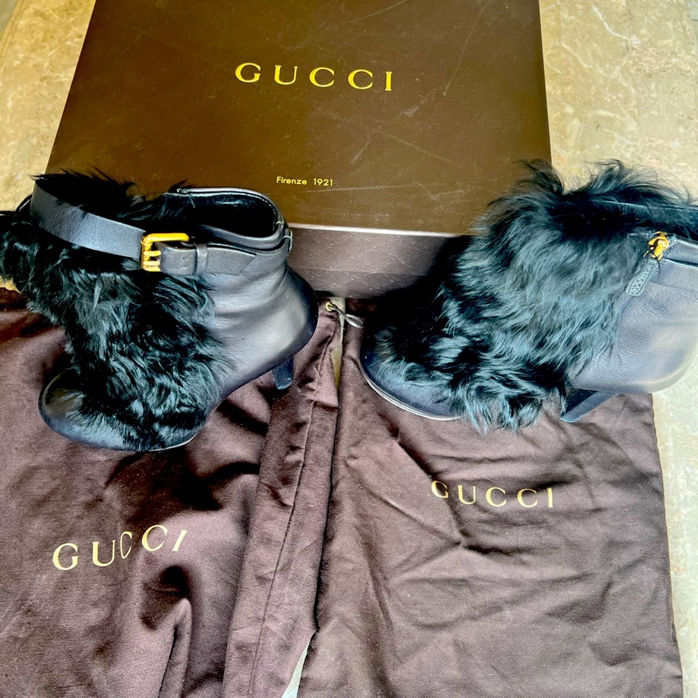 Gucci heels black fur look